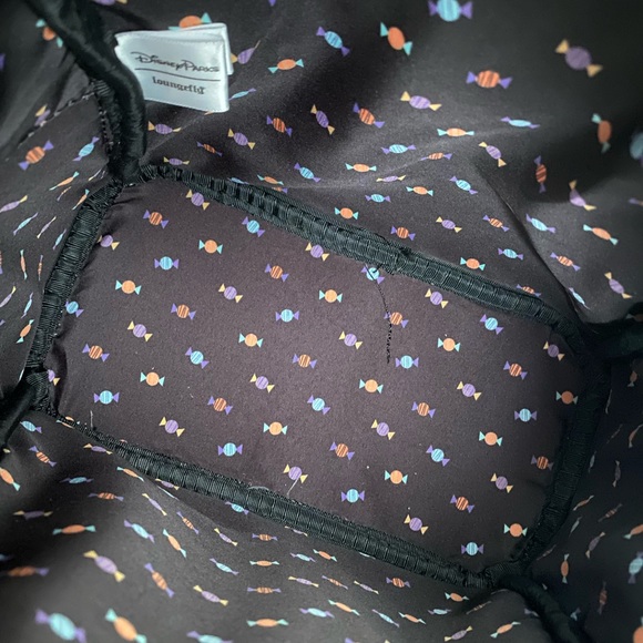 Loungefly disney parks halloween 2020 main image 4